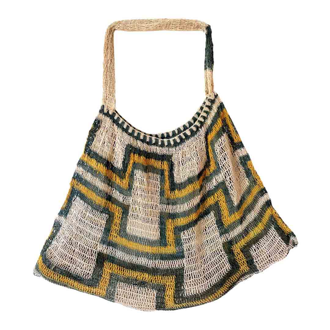 Green and yellow patterned natural fibre bilum.
