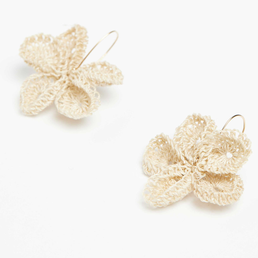 Small woven flower earrings in gold side #Silver