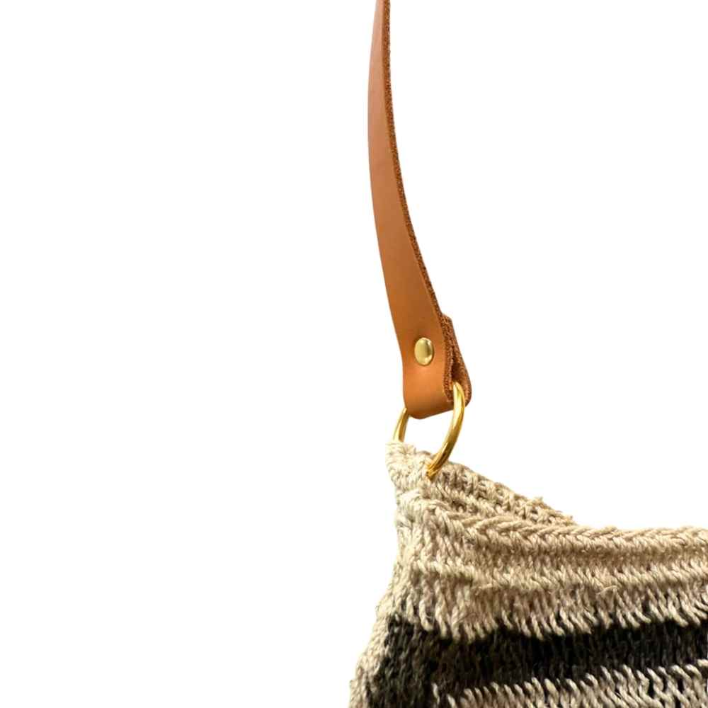 Leather Strap Kamanimbit Bilum L-12-12-25-11