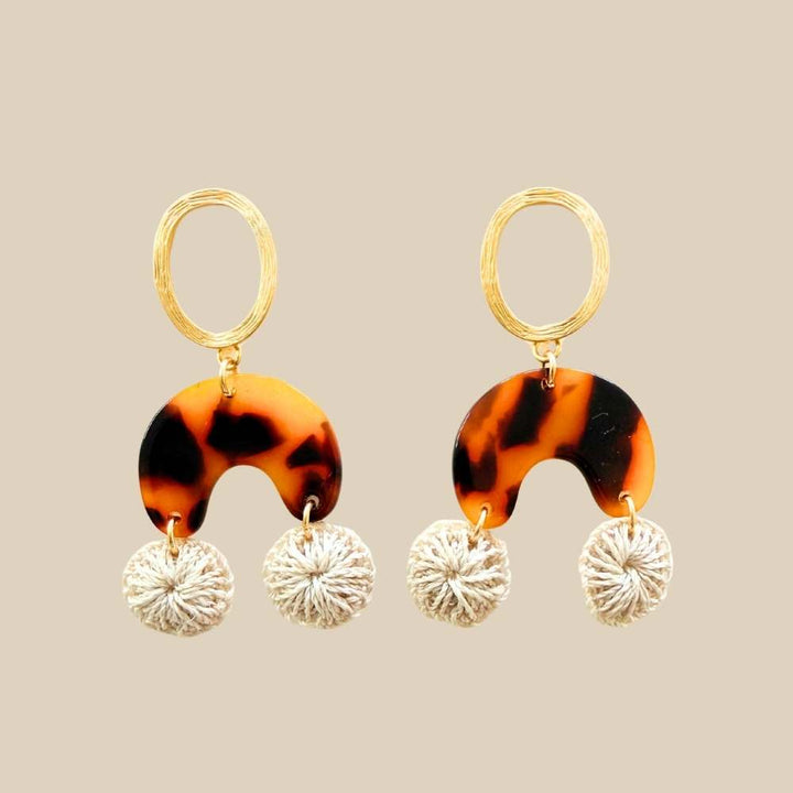 Peak Earrings Natural