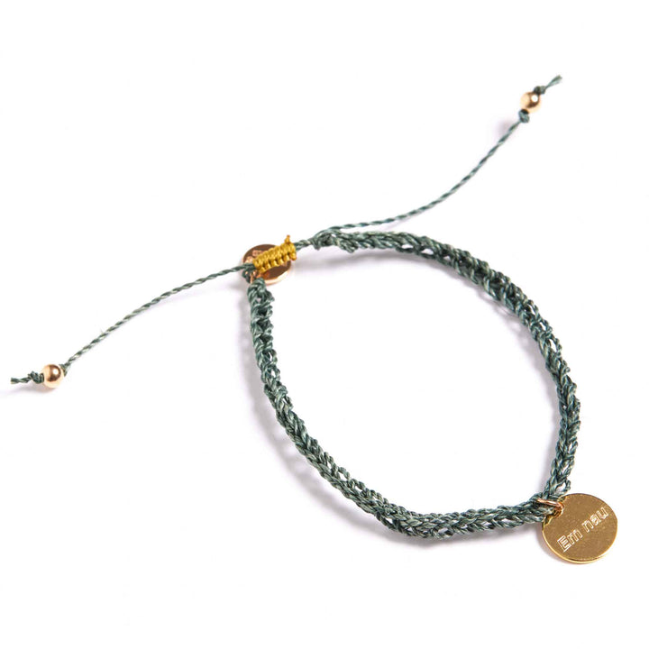 Em Nau Disc Bracelet