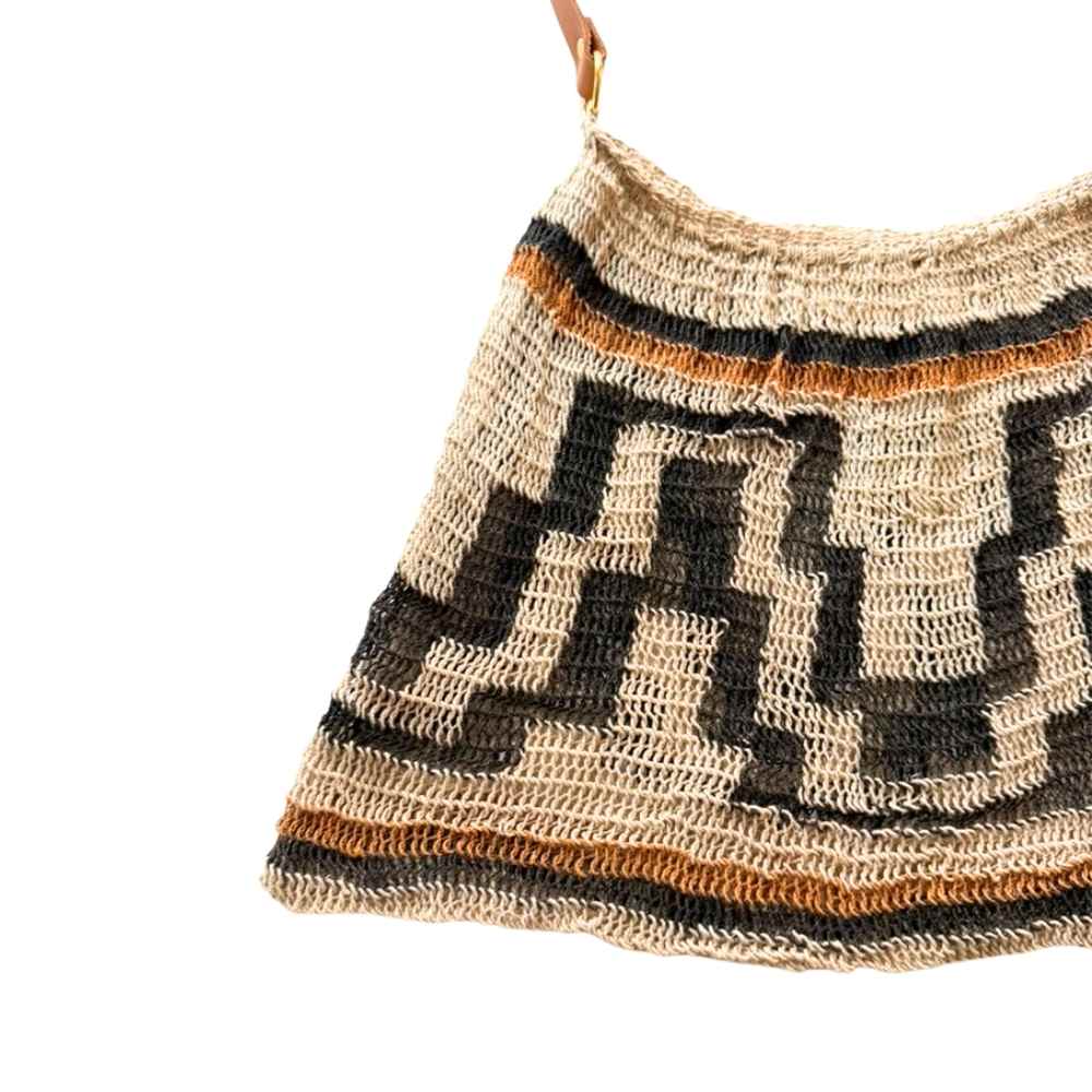 Leather Strap Kamanimbit Bilum L-12-12-25-13