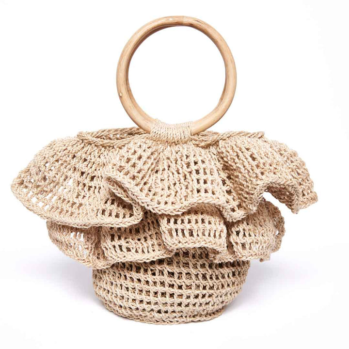 Back of the natural woven ripple basket with woven ruffle trims.